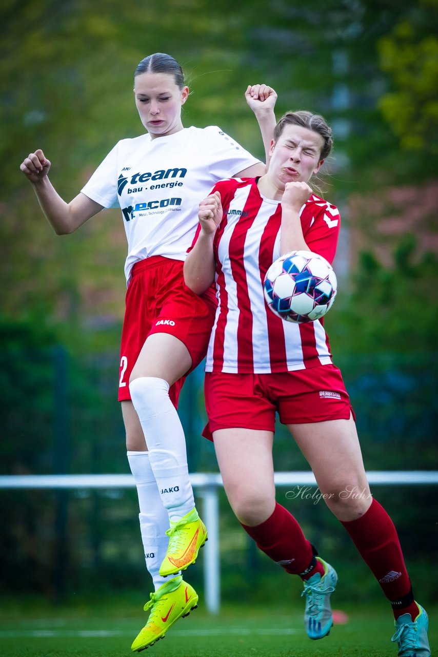 Bild 97 - wBJ SV Wahlstedt - TuS Tensfeld : Ergebnis: 0:0